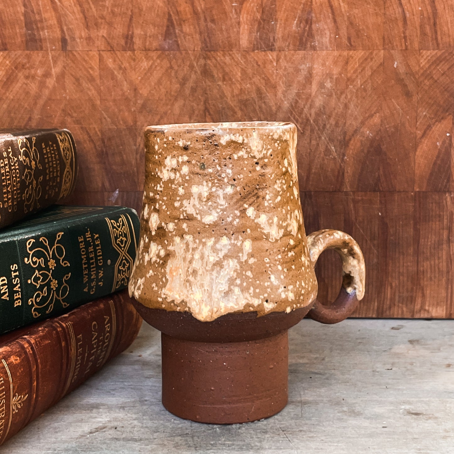 Tall O Handle Mug 02